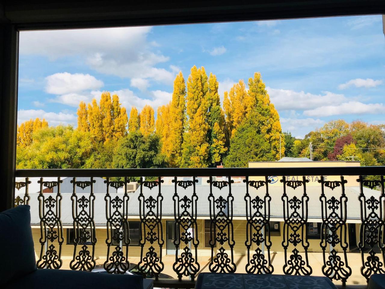 Empire Hotel Бийчуърт Екстериор снимка